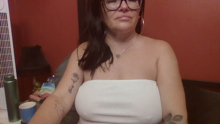 BelleBeast's Streamate show and profile