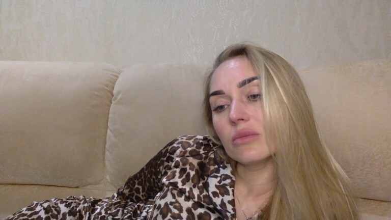 Tina_a's Streamate show and profile