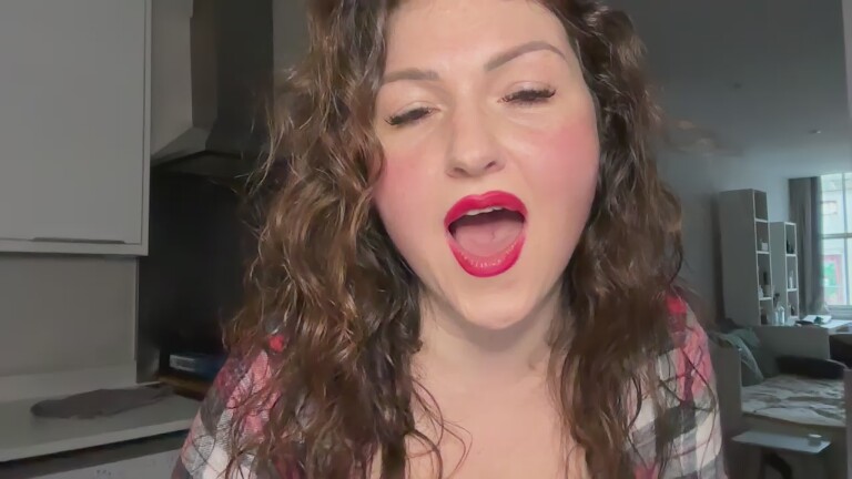 ScarlettKissxoxoxo's Streamate show and profile