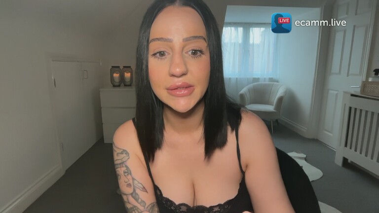 VelvetVonBlack_UK's Streamate show and profile