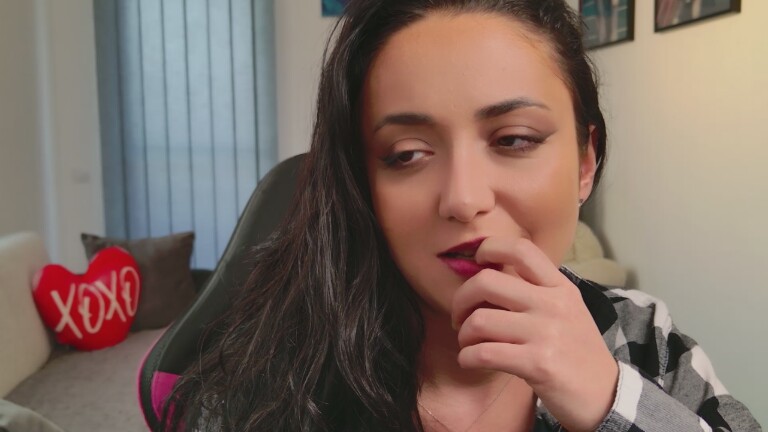 LilithBlaze's Streamate show and profile