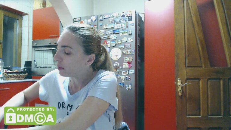 blondeangel_4u2's Streamate show and profile